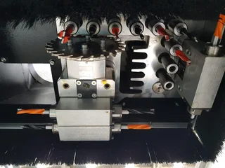 CNC ROUTER NESTING MACHINE