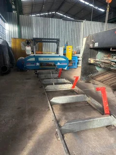 Pilous Sawmill Bandsaw