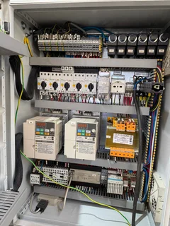 AUTOMATIC THROUGH FEED SPRAYER