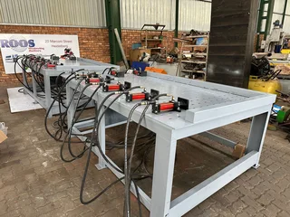 CLAMPING TABLE PNEUMATIC