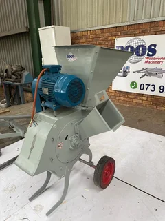 Chipper - Ad Posted By Roos Woodworking Machinery French Air