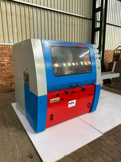 4 Head Moulder Leadermac