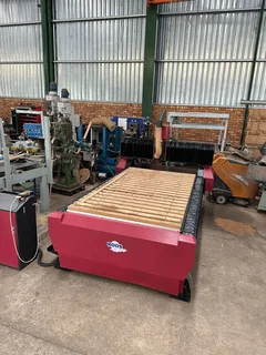 CNC ROUTER