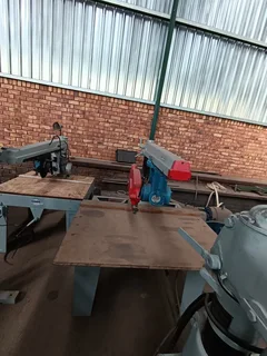 Wadkin Radial Arm Saw