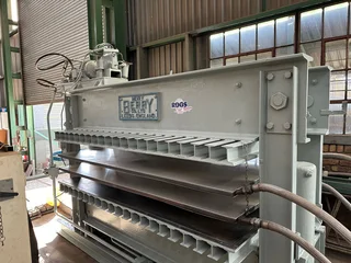 Verneer Press Multi Daylight Henry Berry