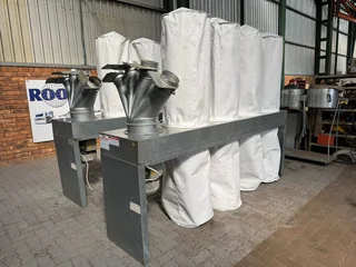 Heavy Duty 4 Bag Extractor