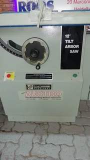 TABLE SAW MACHINE