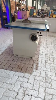 TABLE SAW MACHINE