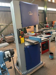 INDUSTRIAL BANDSAW