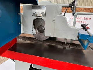 Straight Line Rip Saw