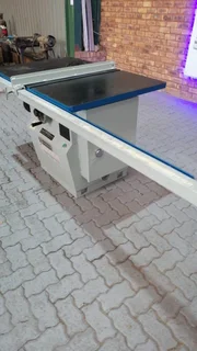 TABLE SAW MACHINE