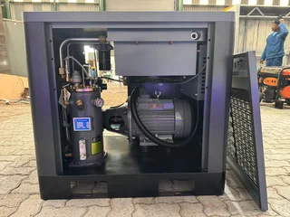 7.5kw FRENCH AIR SCREW COMPRESSOR