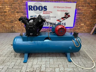 7.5KW PISTON COMPRESSOR INDUSTRIAL