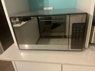 Samsung 32L mirror finish microwave