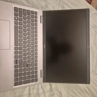 Dell Latitude 5530 – i7 | 16GB RAM | 512GB SSD