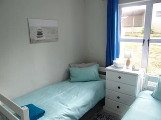 Single beds / Bunk beds