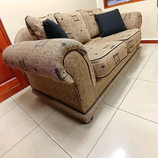 Lounge Suite Sofa Set (2 &#43; 2 &#43; 1 Seater)