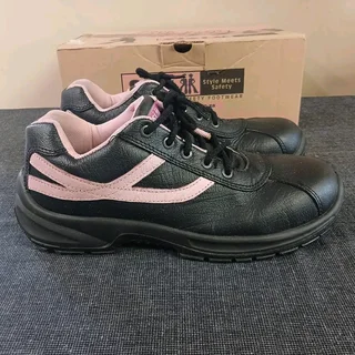 Sisi Safety Shoes Size 8