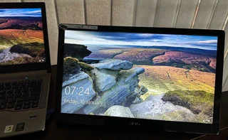 Portable LED monitor