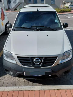 2022 Nissan NP200 1.6 A/C SAFETY PACK