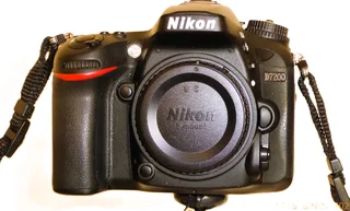 Nikon D7200  With 2 Lenses + Speedlight Sb-700