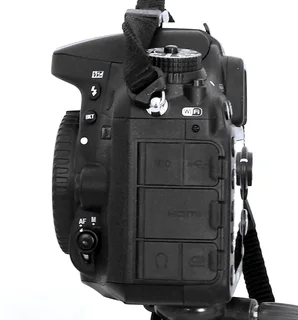 NIKON D7200  WITH 2 LENSES &#43; SPEEDLIGHT SB-700