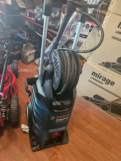 Hire high pressure jetwasher R400 per day from HIREit Moreleta Park