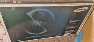 Cracked Screen Samsung 50inch Suhd 50js7200 0️⃣7️⃣2️⃣3️⃣9️⃣2️⃣5️⃣7️⃣5️⃣6️⃣