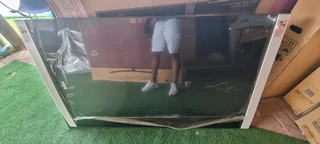 Cracked Screen Samsung 55inch Assembly For Backlights 0️⃣7️⃣2️⃣3️⃣9️⃣2️⃣5️⃣7️⃣5️⃣6️⃣