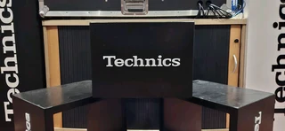 Technics Dj Decor Cubes. Black 0️⃣7️⃣2️⃣3️⃣9️⃣2️⃣5️⃣7️⃣5️⃣6️⃣