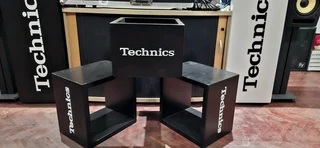 Technics Dj Decor Cubes. Black 0️⃣7️⃣2️⃣3️⃣9️⃣2️⃣5️⃣7️⃣5️⃣6️⃣