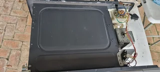 RUSSELL HOBBS 30L MWO BRAND NEW FULLY FUNCTIONAL (CAN BE USED FOR PARTS )0️⃣7️⃣2️⃣3️⃣9️⃣2️⃣5️⃣7️⃣5️⃣