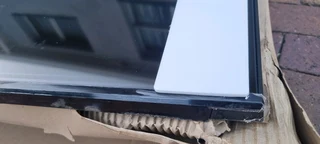 CRACKED SCREEN ASSEMBLY FOR PARTS - BRAND NEW UA75TU8000K - 75INCH 0️⃣7️⃣2️⃣3️⃣9️⃣2️⃣5️⃣7️⃣5️⃣6️⃣