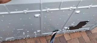 CRACKED SCREEN ASSEMBLY FOR PARTS - BRAND NEW UA75TU8000K - 75INCH 0️⃣7️⃣2️⃣3️⃣9️⃣2️⃣5️⃣7️⃣5️⃣6️⃣