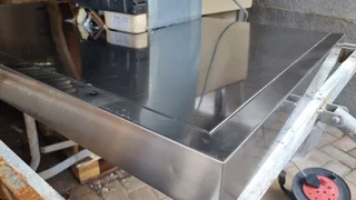 **REDUCED FURTHER WHIRLPOOL AKR 799 IX 90CM EXTRACTOR FULL S/STEEL- never used kept in storage.