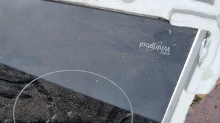 WHIRLPOOL AKT 8210 LX GLASS HOB (CRACKED) BRAND NEW - FOR SPARES R1,500