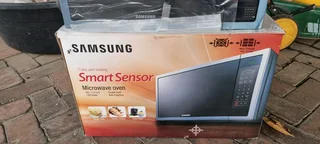 Samsung Me6104st1 28l 1000w Solo Microwave Stainless Steel Brand New.0️⃣7️⃣2️⃣3️⃣9️⃣2️⃣5️⃣7️⃣5️⃣6️⃣