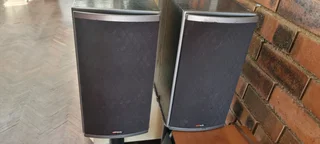 POLK RTi6 (Pair) with very heavy and stable metal stands 0️⃣7️⃣2️⃣3️⃣9️⃣2️⃣5️⃣7️⃣5️⃣6️⃣