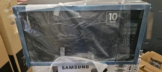 Samsung Me6104st1 28l 1000w Solo Microwave Stainless Steel-demo Used.0️⃣7️⃣2️⃣3️⃣9️⃣2️⃣5️⃣7️⃣5️⃣6️⃣