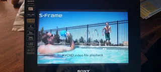 Sony DPF-HD1000 10&#34; Digital Photo Frame (2GB)0️⃣7️⃣2️⃣3️⃣9️⃣2️⃣5️⃣7️⃣5️⃣6️⃣