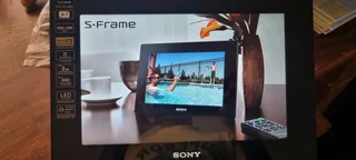 Sony DPF-HD1000 10&#34; Digital Photo Frame (2GB)0️⃣7️⃣2️⃣3️⃣9️⃣2️⃣5️⃣7️⃣5️⃣6️⃣