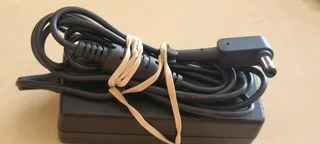 OEM Delta 19V 2.37A Adapter  Acer Aspire5 A517-52 Series ADP-45FE  0️⃣7️⃣2️⃣3️⃣9️⃣2️⃣5️⃣7️⃣5️⃣6️⃣