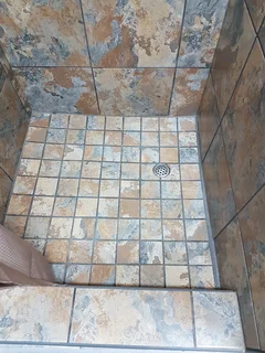 GARDEN FLAT TO LET IN HILTON GARDENS