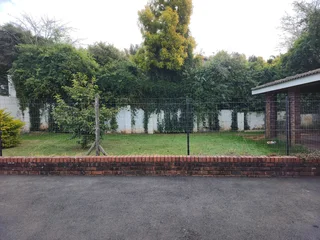 GARDEN FLAT TO LET IN HILTON GARDENS