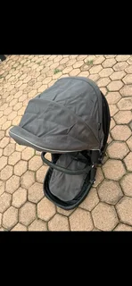 Graco Evo Trio Pram plus extras