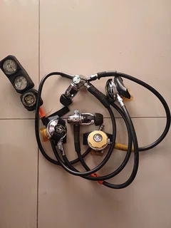 Scuba driving vest with piping an gauges