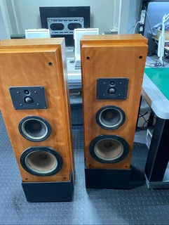 AR9LS (ACOUSTIC RESEARCH) LOUDSPEAKERS