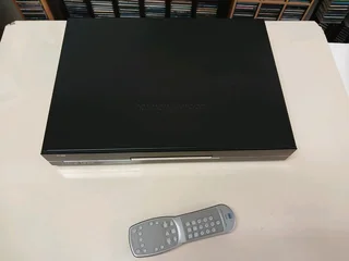 HARMAN KARDON HK 970 LIMITED EDITION STEREO INTEGRATED AMPLIFIER WITH HD970 CD PLAYER