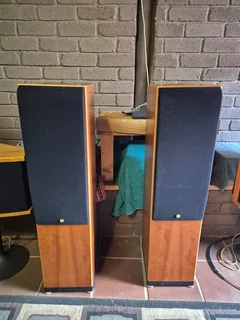 KEF REFERENCE MODEL THREE - SERIES 2 LOUDSPEAKERS
