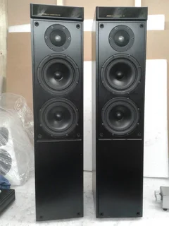 Meridian M60 Active Loudspeakers